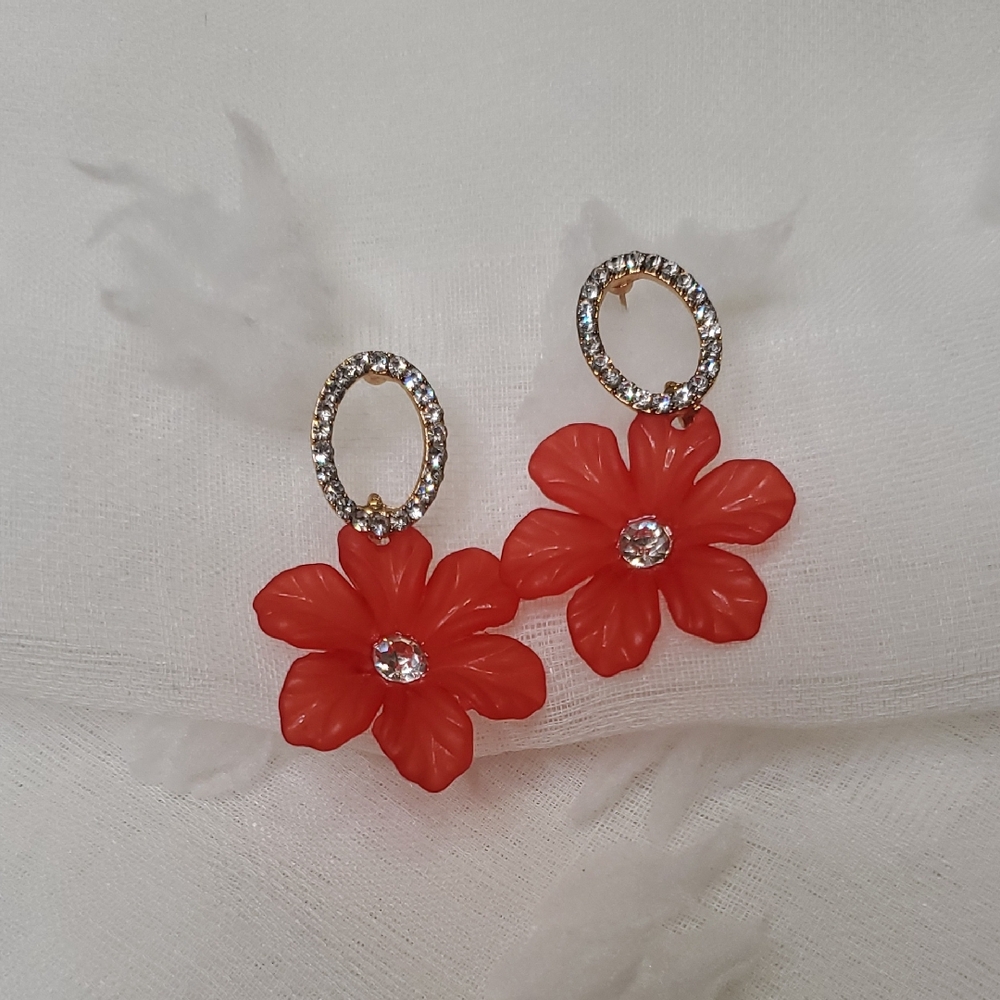 Chic Coral Floral Crystal Earrings